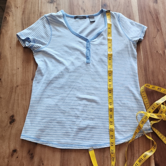 Liz Claiborne short sleeves t-shirt striped blue/white, size M - Picture 7 of 7